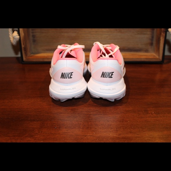Nike Women’s Lunar Control Vapor 2 Golf Shoes - Picture 4 of 5